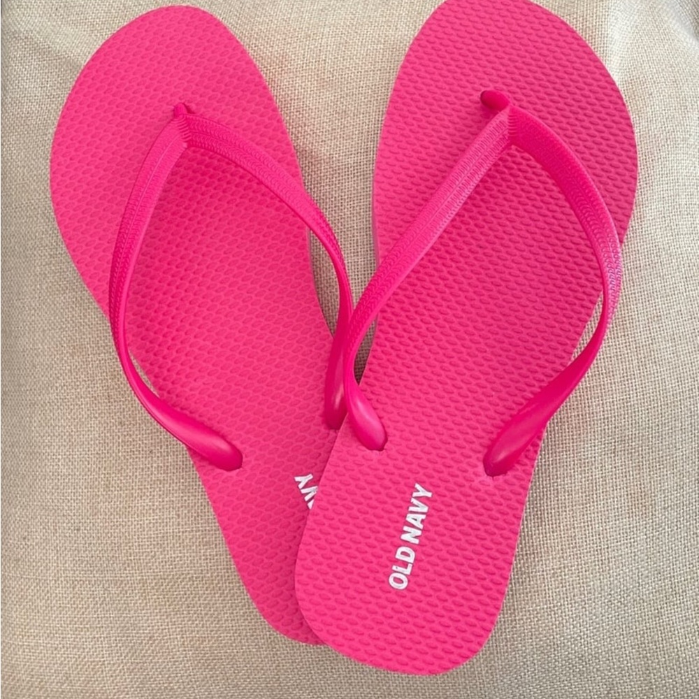 New Pink Old Navy Flip Flops